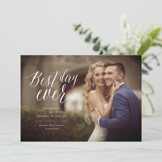 Beste dag ooit stijlvol script foto Moderne bruilo Bedankkaart (Staand voorkant)