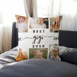 Beste Gigi ooit - Kleinkinderen Fotocollage Kussen<br><div class="desc">Vier de "Beste GiGi Ever" met dit gepersonaliseerde kleinkinderen Photo Collage Sierkussen. Dit welgemeende geschenk toont een prachtig gerangschikte collage van gekoesterde foto's die speciale momenten vastleggen, aangevuld met een oprechte boodschap. Gemaakt van hoogwaardige, zachte stof, het biedt zowel comfort als stijl aan elke ruimte. De verwijderbare dekking is machine...</div>