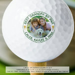 BESTE GRANDPA DOOR PAR Foto Golfer Green Golfballen<br><div class="desc">Creëer een aangepaste kleur, een gepersonaliseerde foto van golfballen voor een golfergrootvader met de bewerkbare, grappige titel BEST GRANDPA BY PAR en naam of namen of andere aangepaste tekst die in groene tekst en cirkelgrens wordt getoond tegen een bewerkbare witte achtergrondkleur die je kunt wijzigen in een aanvullende kleur voor...</div>