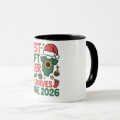 Beste Kerstcadeau Ooit Komt Juni 2026   Mok (Voorkant rechts)