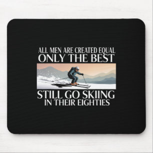 Beste mannen gaan nog steeds skiën in hun zeventig muismat