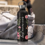 Beste Moeder Ooit Waterverf florals gepersonalisee Waterfles<br><div class="desc">Geef mama een geschenk dat ze elke dag leuk vindt en gebruikt met deze gepersonaliseerde zwarte waterfles versierd met originele waterverf bloemen van grafisch kunstenaar, Lorena Depante. Deze stijlvolle en chique fles houdt haar gehydrateerd terwijl ze haar look verbetert. Met trots zal ze dit aandenken cadeau meenemen, vooral met de...</div>