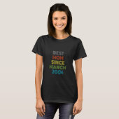 Beste moeder sinds maart 2004 Cool Cadeau T-shirt (Voorkant volledig)