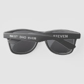 Beste papa ooit cool zwart gepersonaliseerd zonnebrillen (Achterkant)