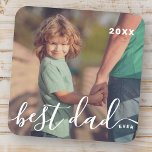 Beste papa ooit Modern Eenvoudig Speels Script Fot Bier Onderzetter<br><div class="desc">Design bestaat uit moderne en speelse scripttypografie. Voeg familiefoto toe.</div>