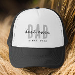Beste papa ooit sinds 20XX Modern Simple Preppy Trucker Pet<br><div class="desc">Dit eenvoudige en moderne ontwerp bestaat uit san serif typografie.</div>