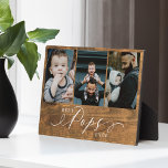 Beste Poppen Ever Woodgrain Vaders Dag Fotocollage Fotoplaat<br><div class="desc">Stuur een mooi gepersonaliseerd vaderdag cadeau naar je poppen dat hij voor altijd zal koesteren. Speciale gepersonaliseerde vaderdag familie fotocollage om uw speciale familie foto's en herinneringen weer te geven. Ons ontwerp heeft een eenvoudig 3-fotoontwerp met "Beste Poppen ooit" ontworpen in een prachtige handgeschreven witte scriptstijl en serif-tekstkoppeling. De achtergrond...</div>