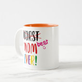 Beste (slechtste) mama ooit tweekleurige koffiemok (Voorkant links)