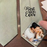 Beste vader ooit-Gift van Dochter Sage groen Stropdas<br><div class="desc">Op je trouwdag,  herinnerde je je vader aan de schattige kleintje die hij ooit was door hem dit gepersonaliseerde vader-van-de-bruid Sage groene stropdas te geven met jou en je vader en je kindertijd foto. Of verras hem met dit lieve gebaar als een Vaderdag cadeau</div>