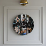 Beste vader ooit | Vaderdag 6 Foto-collage Dartbord<br><div class="desc">Vier je vader met ons beste vader ooit fotocollage dartbord. Perfect voor Vaderdag of een speciale gelegenheid, dit gepersonaliseerde dartbord is voorzien van een collage van 6 foto's om uw favoriete familieherinneringen te laten zien. De uitdrukking "Best Dad Ever" is gestyled in een elegant zwart script met klassieke seriële accenten...</div>