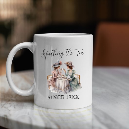 Beste vrienden die de thee morsen sinds de Mok van