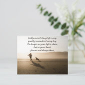 Beste Vrienden Meisje en Hond op het strand Briefkaart (Staand voorkant)