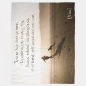 Beste vrienden, meisje en hond op strand fleece deken (Voorkant)