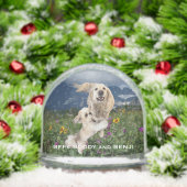 Beste Vrienden Twee Honden op het gebied van bloem Sneeuwbol (Kerstmis)