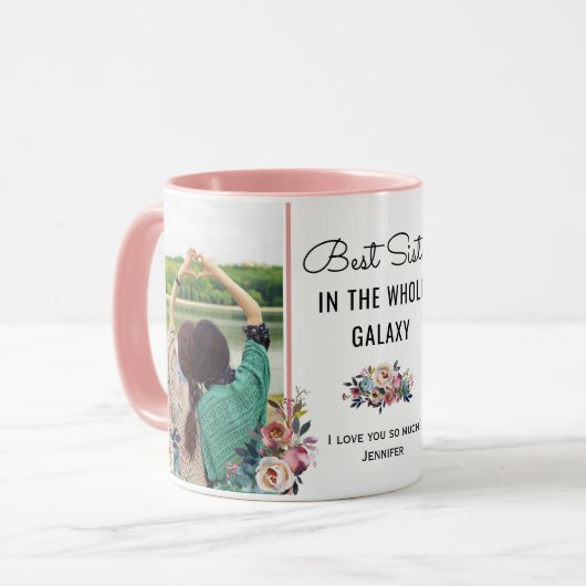 Beste zuster in Galaxy Chic Sis Birthday Foto Mok (Voorkant links)