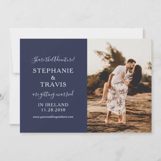 Bestemmingsweddenfoto slaat de datum op save the date (Achterkant)