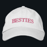 Besties Beste Vrienden Moderne Typografie Custom Geborduurde Pet<br><div class="desc">Besties Best Friends Modern Typography Custom geborduurd honkbal Pet is voorzien van de eenvoudige moderne geborduurde tekst "Besties". Perfect als cadeau voor je beste vriend,  neef,  zus,  moeder en meer. Creëer door Evco Studio www.zazzle.com/store/evcostudio</div>