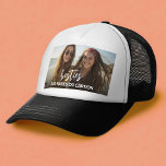 Besties met foto en aangepaste tekst - Script Trucker Pet<br><div class="desc">Voeg een party-pictogram toe en voeg vervolgens tekst toe. Een leuk script zegt "besties",  maar kan veranderingen zijn. Als u de illustratie wilt aanpassen of het lettertype wilt wijzigen,  kunt u op het gebied Aanpassen klikken. Dit brengt u naar de ontwerptool waar u veel wijzigingen kunt aanbrengen.</div>