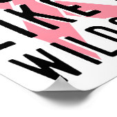Bestrijding als een wilde borstkankerbewuster roze poster (Hoek)