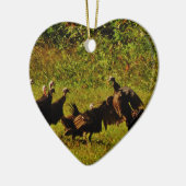 Bestrijding van wilde kalkoenen in het moerasgeber keramisch ornament (Links)