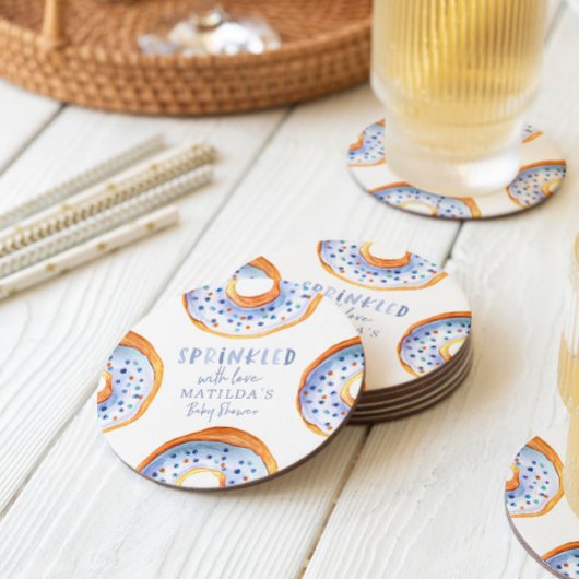 Bestrooid met liefde roze donut baby shower ronde kartonnen onderzetter