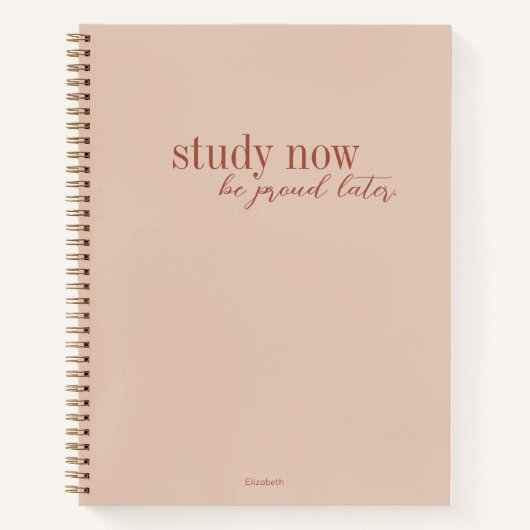 Bestudeer nu, wees later trots retro donkerroze st notitieboek (Voorkant)