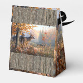 Betere familie speelt in het veld bedankdoosjes (Achterkant)