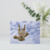 Beterschap en een dikke knuffel. briefkaart (Staand voorkant)