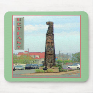 Bethany Totem Pole Mousepad Muismat