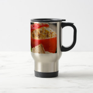 Betonnen paprika's met vleessaus en kaas reisbeker