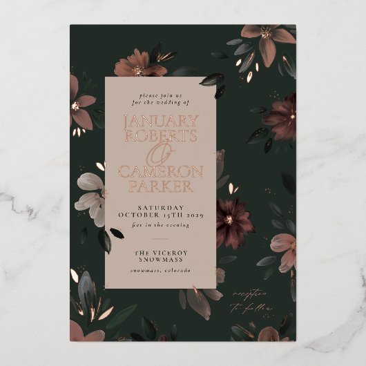Betoverd Bos Donker Groen Bloemen Bruiloft Folie Uitnodiging (Voorkant)