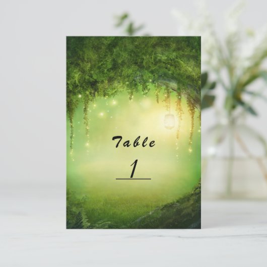 Betoverd bos en verlichte huwelijks tafel nummer kaart (Staand voorkant)