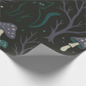 Betoverd Halloween-bospatroon Cadeaupapier (Hoek)
