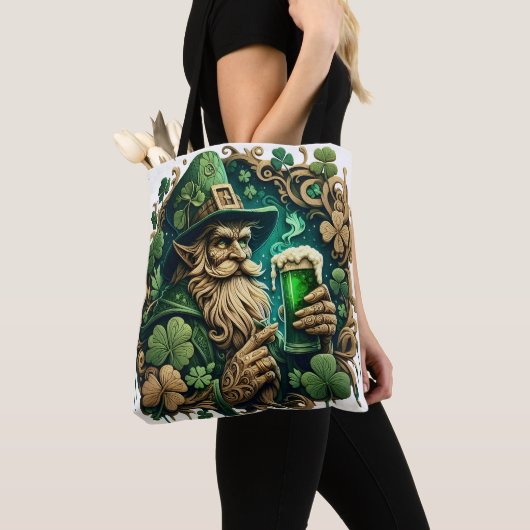 Betoverde Avond van Ale A Leprechauns Toast Tote Bag (Dichtbij)