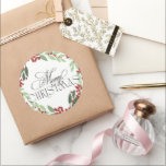 Betoverde Botanische Moderne Kerstmis Ronde Sticker<br><div class="desc">Betoverde Evergreen Elegance Christmas __________________________ ***Dit ontwerp maakt deel uit van een collectie*** 🌿 het introduceren van "Betoverde Evergreen Elegance: Een Botanische Kerstvakantie" collectie! Omarm de magie van het seizoen met mijn prachtige scala aan moderne en elegante vakantiegeneugten, geïnspireerd door de tijdloze schoonheid van natuur. Verspreid vreugde, deel liefde en...</div>