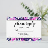 Betoverde Floral Violet bruiloft Beantwoord RSVP Kaartje (Staand voorkant)