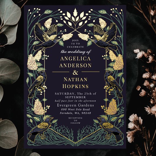 Betoverde Raven Lila Gotische bruiloft Folie Uitnodiging