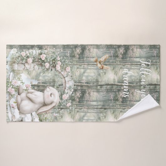Betoverde roze bloementuin Bunny Dreams Badhanddoek (Badhanddoek)
