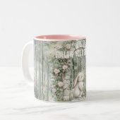 Betoverde roze bloementuin Bunny Dreams Tweekleurige Koffiemok (Voorkant links)