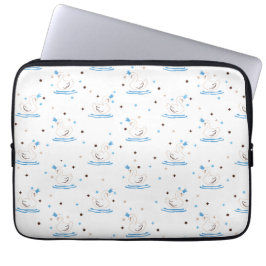 Betoverde Swan Lake Fairy Tale Crowned Swan Laptop Sleeve