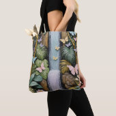 Betoverde Waterval Oase Tote Bag (Dichtbij)
