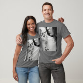 Betoverend meisje met vlinder en bloemen ontwerp T T-shirt (Unisex)