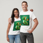 "Betoverende Dragon Family Sticker" T-shirt (Unisex)