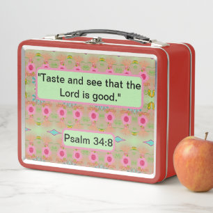 Betoverende eclectische tuin: diverse bloemen scho