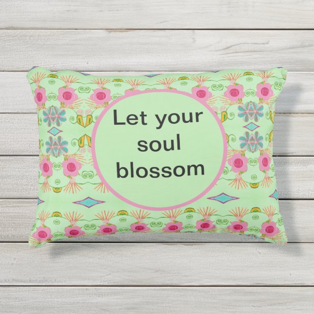 Betoverende eclectische tuin: diverse bloemen scho buitenkussen (Voorkant)