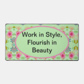 Betoverende eclectische tuin: diverse bloemen scho bureaumat (Voorkant)