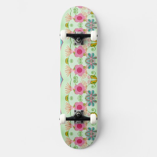 Betoverende eclectische tuin: diverse bloemen scho persoonlijk skateboard (Voorkant)
