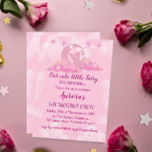 Betoverende roze kleine fee in de wolken Verjaarda