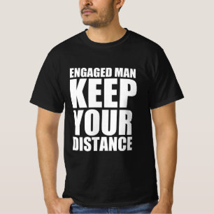 Betrokken man houd afstand t-shirt