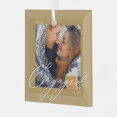 Betrokken moderne script koppels foto & monogram glas ornament (Voorkant links)